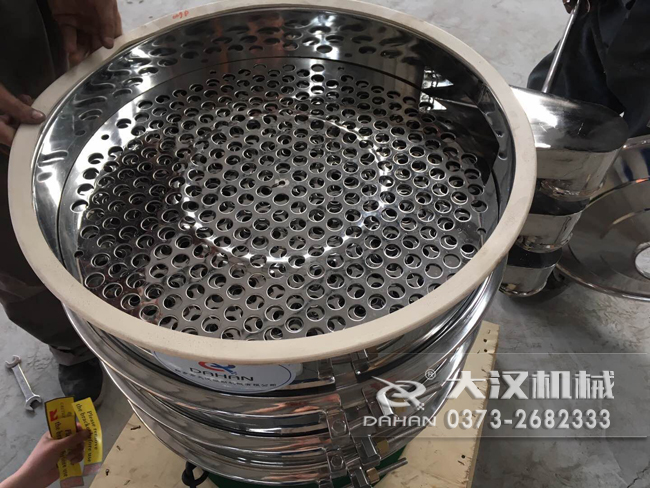 榛子除雜振動篩細(xì)節(jié) 榛子除雜振動篩細(xì)節(jié)