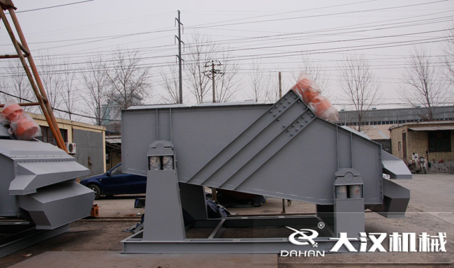 莫來砂生產線設備礦用振動篩 莫來砂生產線設備礦用振動篩