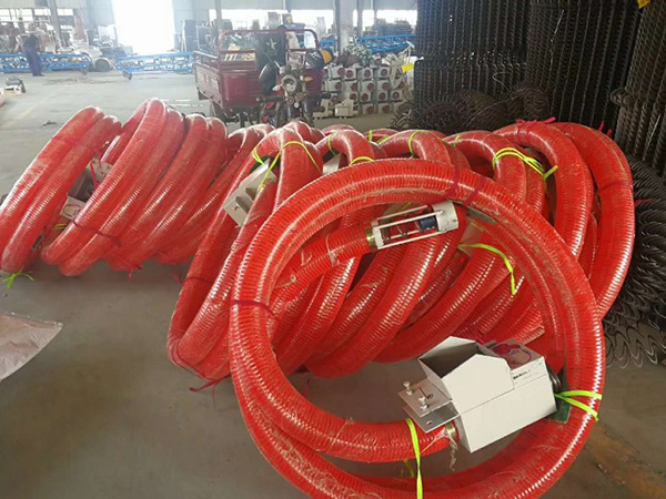 軟管輸送機(jī) 軟管輸送機(jī)