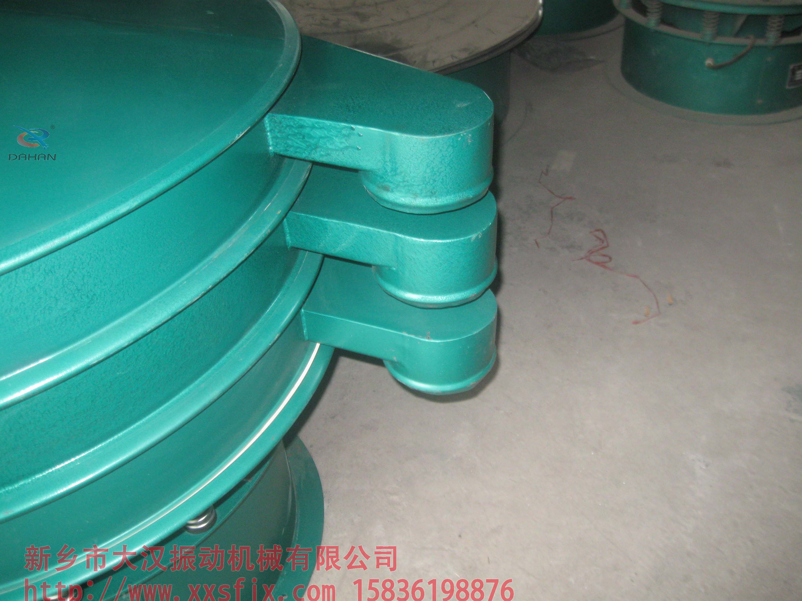 碳鋼振動(dòng)篩 碳鋼振動(dòng)篩