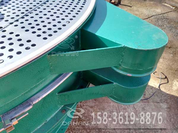 振動篩出料口 振動篩出料口