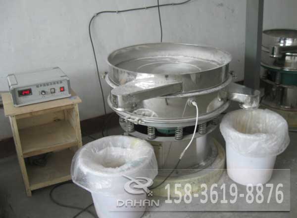 超聲波振動(dòng)篩滑石粉試機(jī)現(xiàn)場(chǎng) 超聲波振動(dòng)篩滑石粉試機(jī)現(xiàn)場(chǎng)