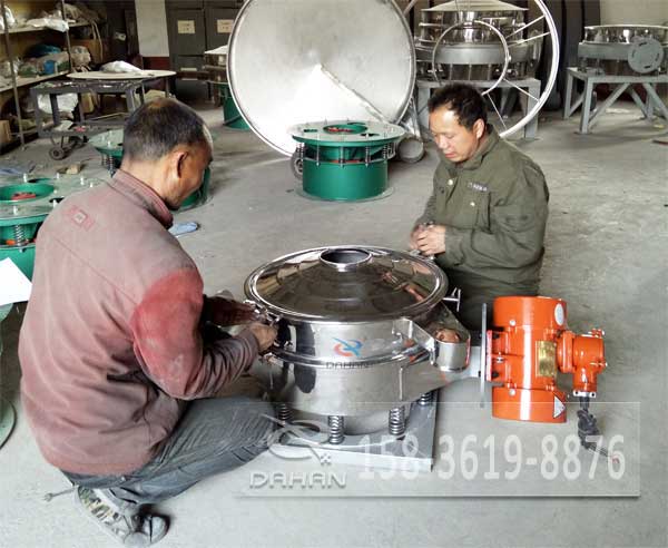 直排振動(dòng)篩裝機(jī)圖 直排振動(dòng)篩裝機(jī)圖