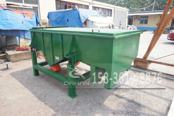 1020輕型直線振動篩 1020輕型直線振動篩