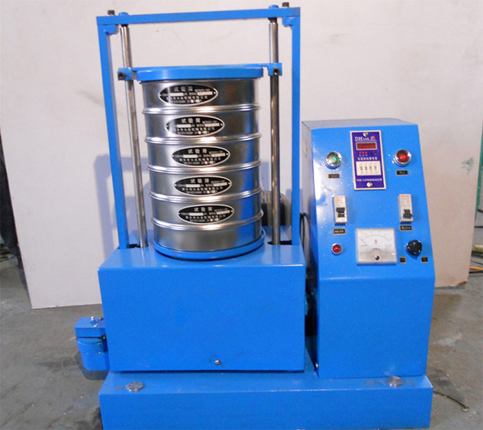 磁懸浮試驗(yàn)篩利用磁懸浮的特殊功能，能幫助該產(chǎn)品實(shí)現(xiàn)：上下，前后，左右等多種運(yùn)動(dòng)方式。