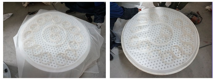 直徑1000型塑料振動(dòng)篩換網(wǎng)第一步準(zhǔn)備網(wǎng)架平鋪細(xì)網(wǎng)，固定細(xì)網(wǎng)剪去多余細(xì)網(wǎng)。